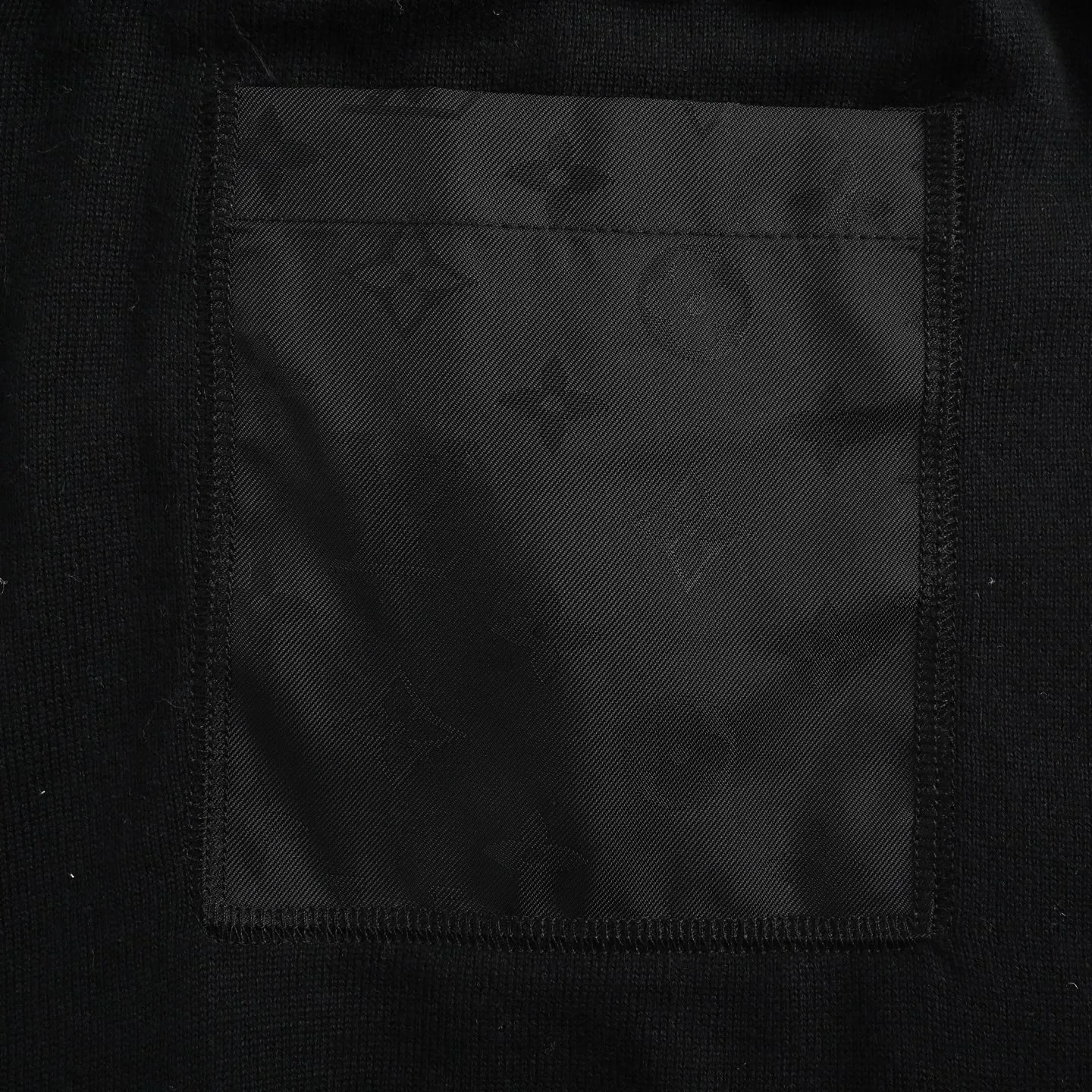 Louis Vuitton/Louis Vuitton presbyopic nylon patch pocket knitted shorts